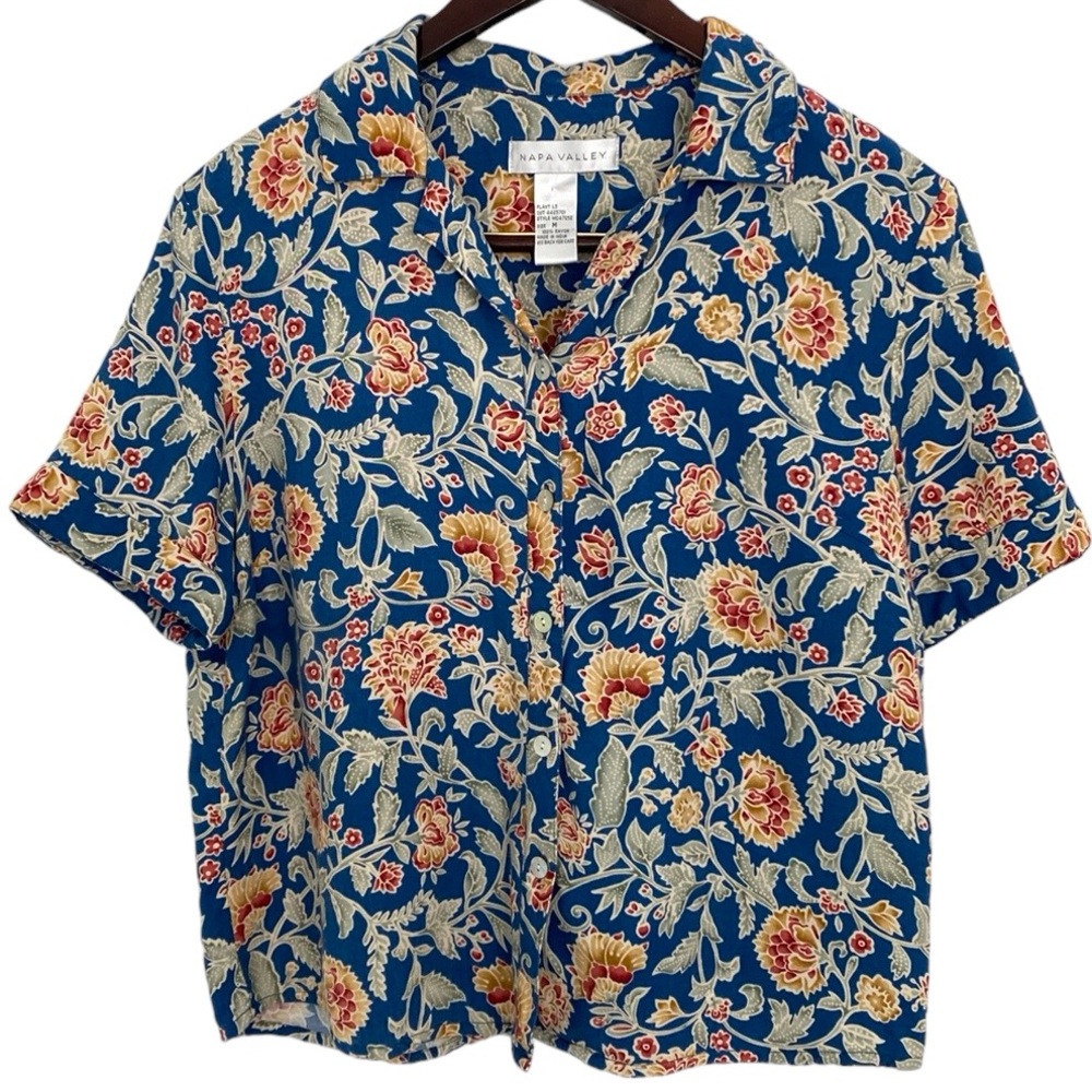 Napa Valley Vintage Floral Crop Button Down Short Sleeved Top